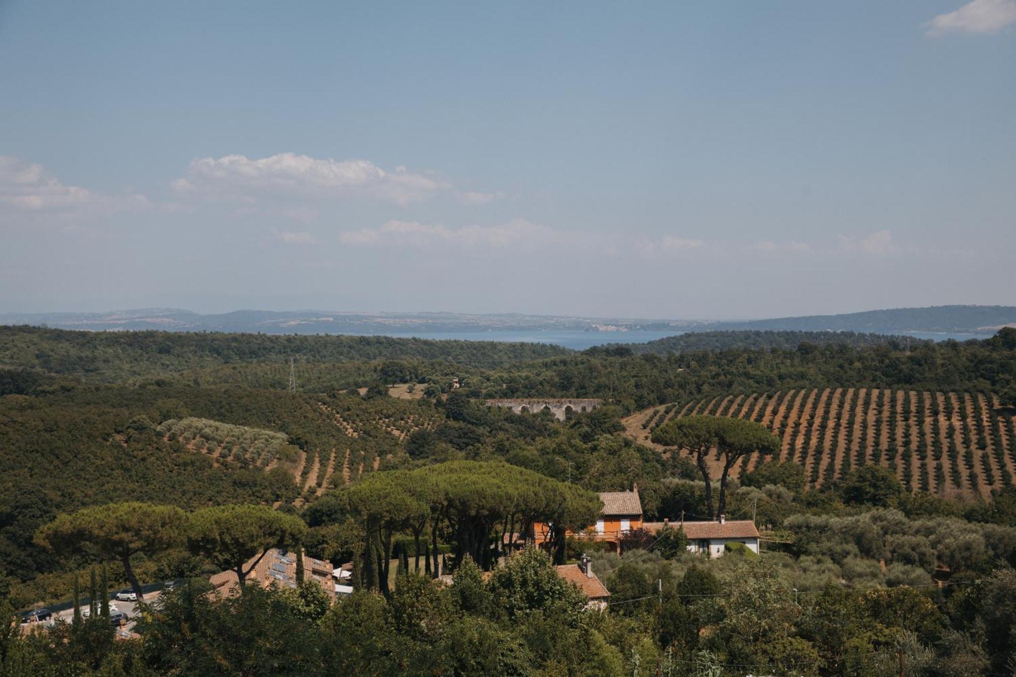 Villa Clodia Relais Manziana Экстерьер фото